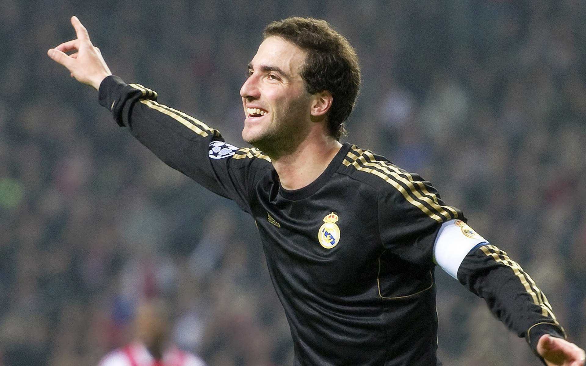 开云官网在线-未来五年：F1赛车技术革命的趋势，f1赛车研究